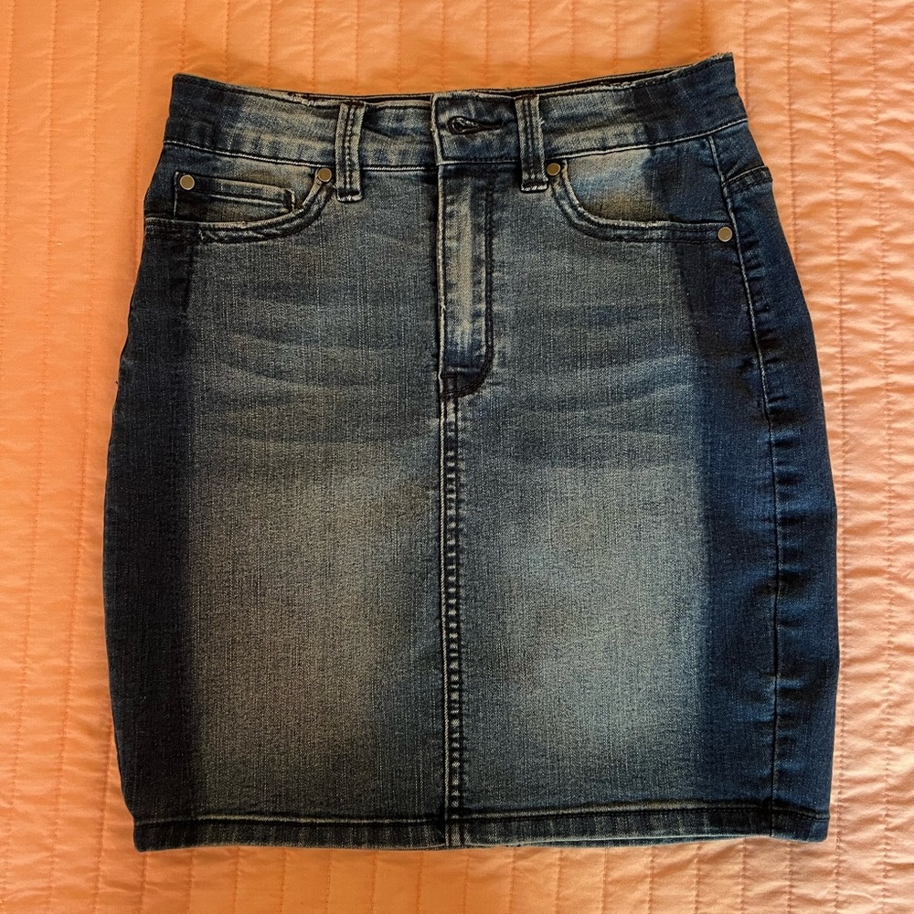 Highline denim skirt, size 25